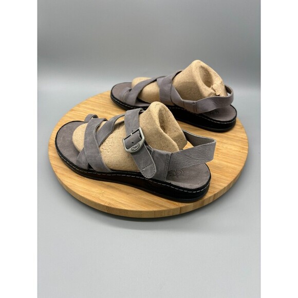 Chaco Wayfarer Sandals Womens Size 8 Gray Leather Loop Buckle Strap On Casual - Picture 4 of 10